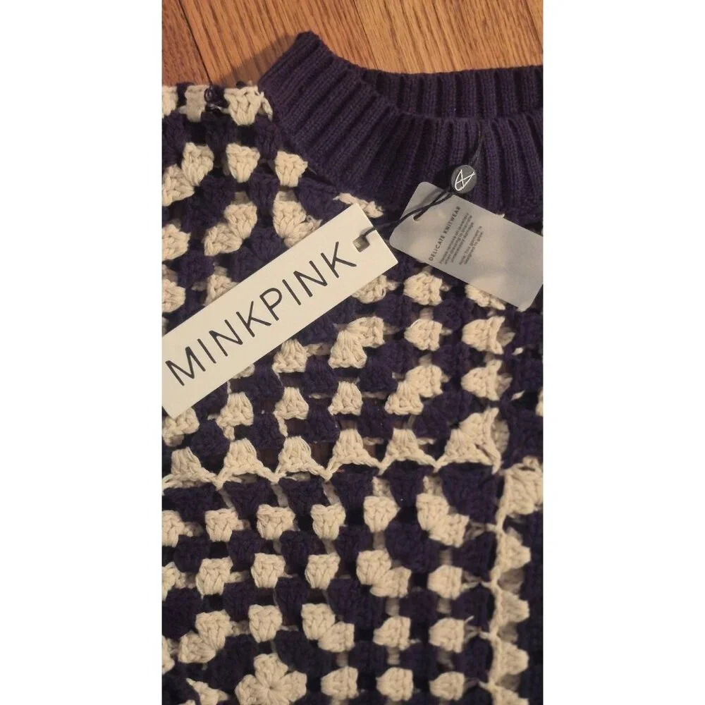 NWT MinkPink Meyer Crochet Navy / Cream Women's Sweater Size Large - Picture 5 of 8